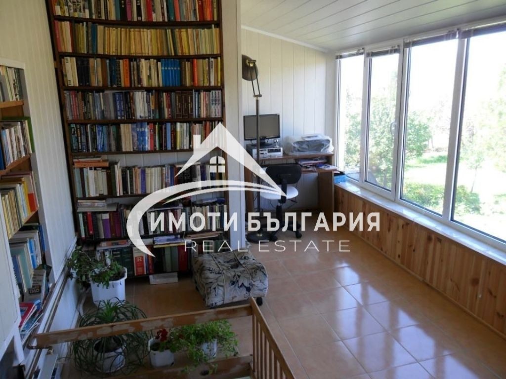 Продава КЪЩА, с. Певците, област Пловдив, снимка 7 - Къщи - 55940303