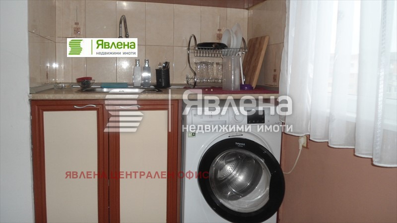 Продава 3-СТАЕН, гр. Перник, Изток, снимка 2 - Aпартаменти - 47986595