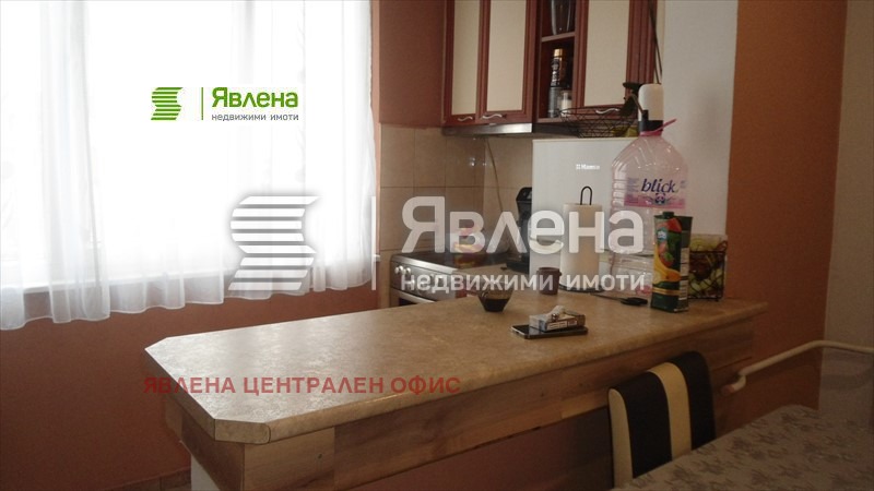 Продава 3-СТАЕН, гр. Перник, Изток, снимка 3 - Aпартаменти - 47986595