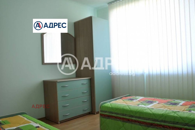 Till salu  Hus region Varna , Junec , 130 kvm | 68647591 - bild [8]