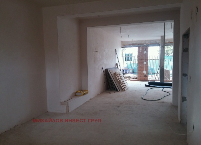 En venta  Comercio Sofia , Karpuzitsa , 68 metros cuadrados | 99229289