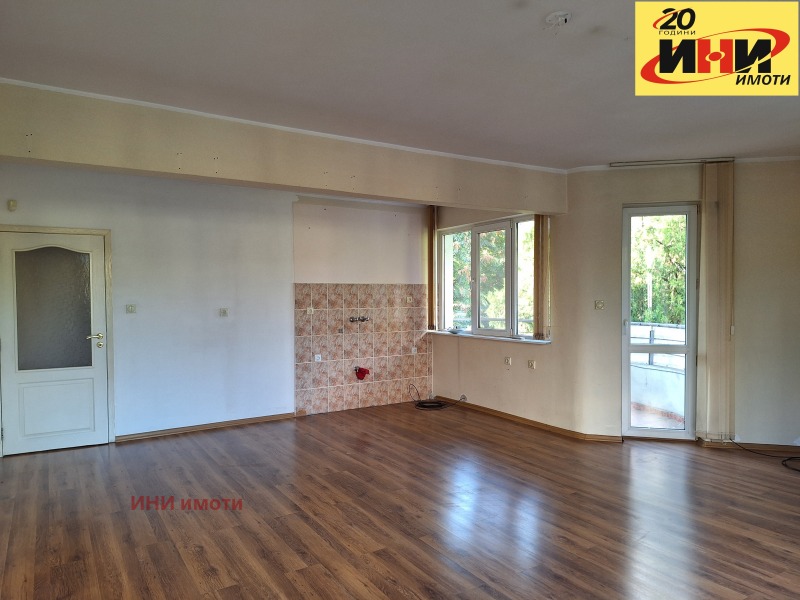 Продава БИЗНЕС ИМОТ, гр. Русе, Родина 1, снимка 10 - Други - 52247451