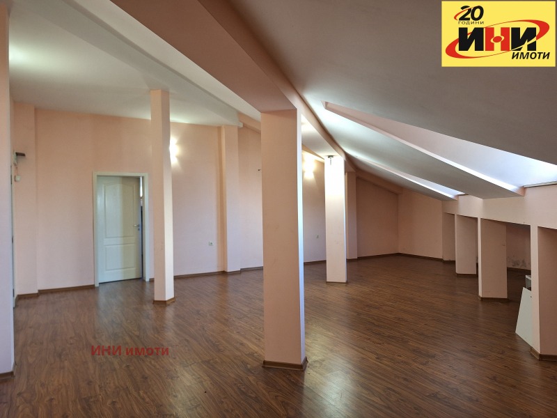 Продава БИЗНЕС ИМОТ, гр. Русе, Родина 1, снимка 16 - Други - 52247451