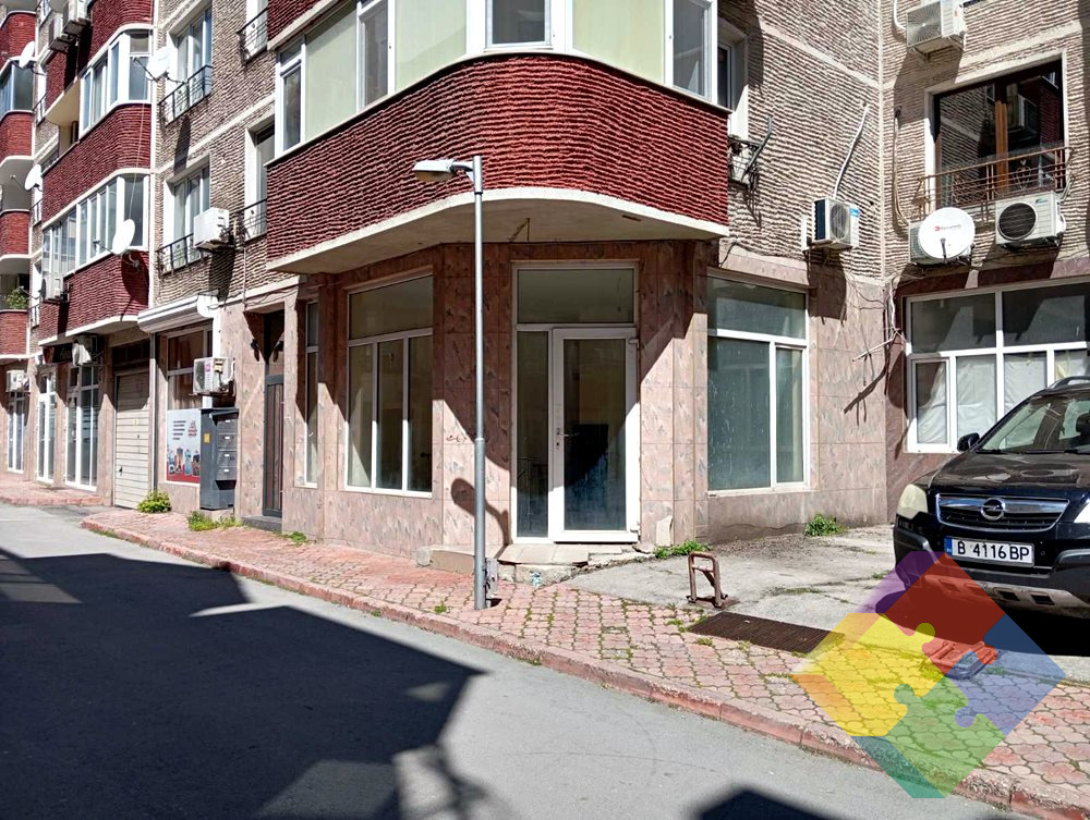 Продава МАГАЗИН, гр. Варна, Операта, снимка 2 - Магазини - 55554475
