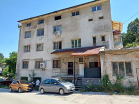 Продажба на офиси в област Габрово - изображение 1 