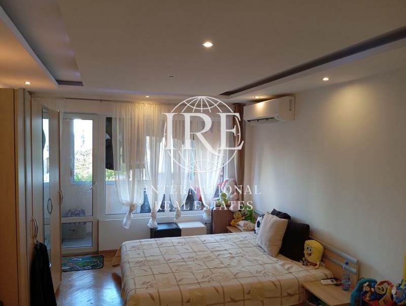 Продава 3-СТАЕН, гр. Варна, Младост 2, снимка 2 - Апартаменти - 52450386