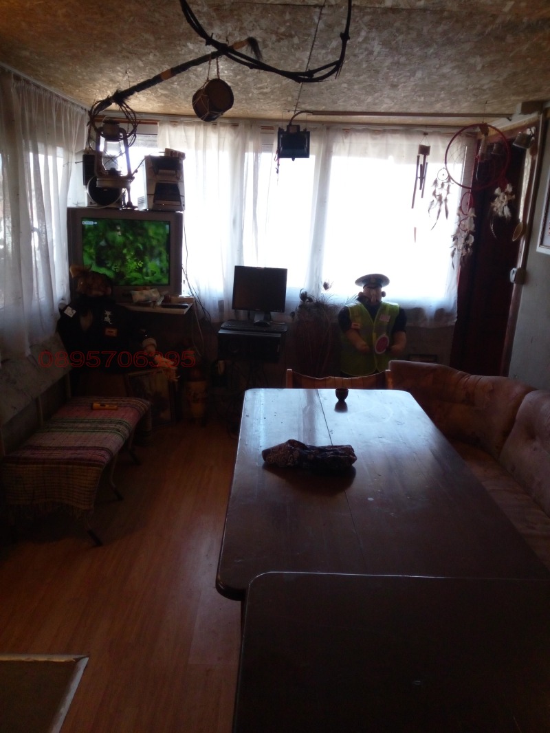 Продава КЪЩА, гр. Тутракан, област Силистра, снимка 8 - Къщи - 53162093