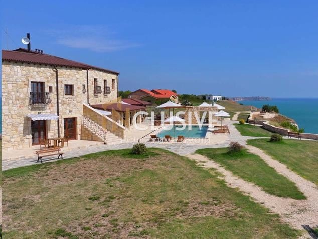 Till salu  Hotell region Dobrich , Balgarevo , 2600 kvm | 97894803 - bild [2]