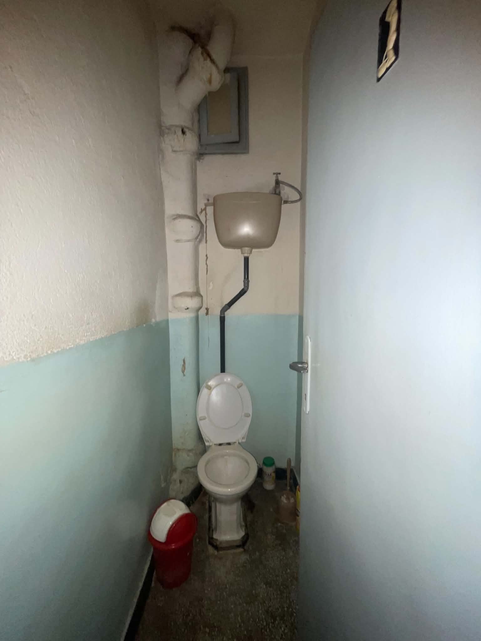 Продава ЕТАЖ ОТ КЪЩА, гр. Пловдив, Център, снимка 15 - Етаж от къща - 55232157