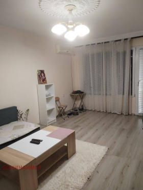 1 quarto Asenovgrad, região Plovdiv 1