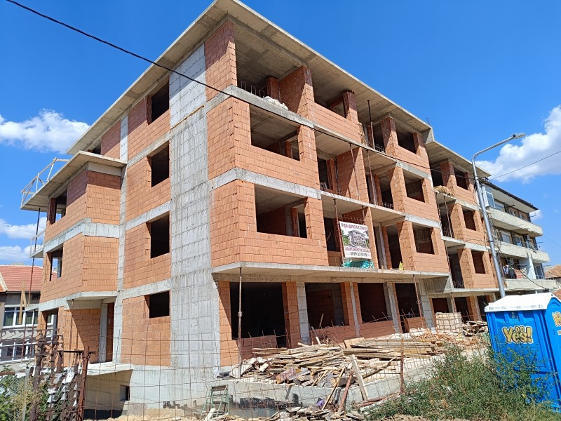 De vânzare  2 dormitoare Dobrici , Ciervenata prâst , 90 mp | 72760898 - imagine [10]