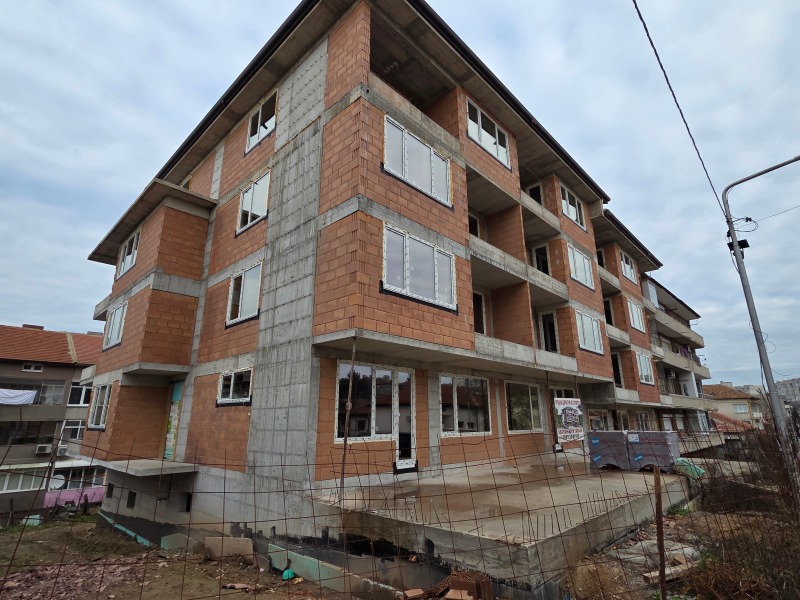 Продава 3-СТАЕН, гр. Добрич, Червената пръст, снимка 3 - Апартаменти - 47969384