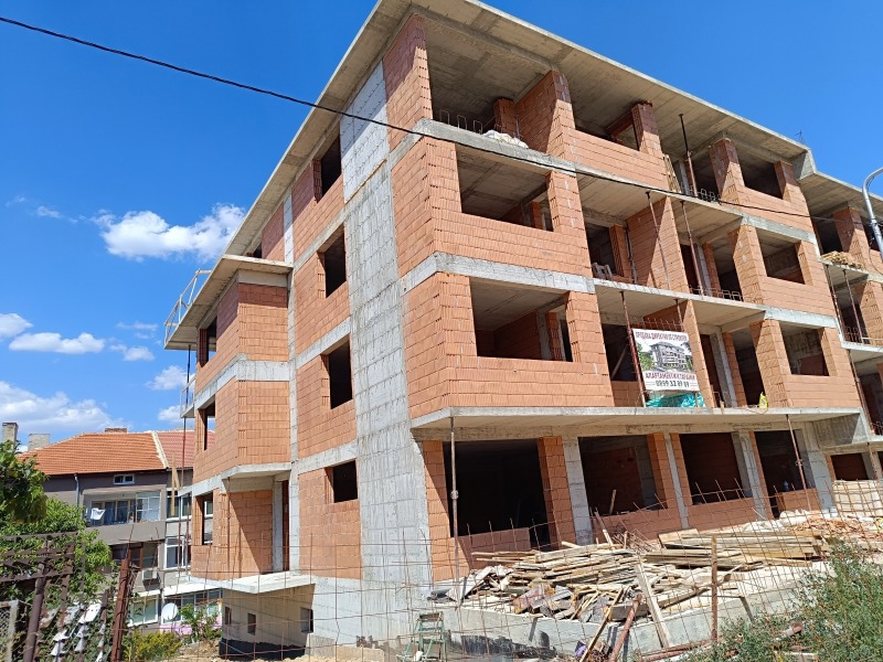 De vânzare  2 dormitoare Dobrici , Ciervenata prâst , 90 mp | 72760898 - imagine [12]