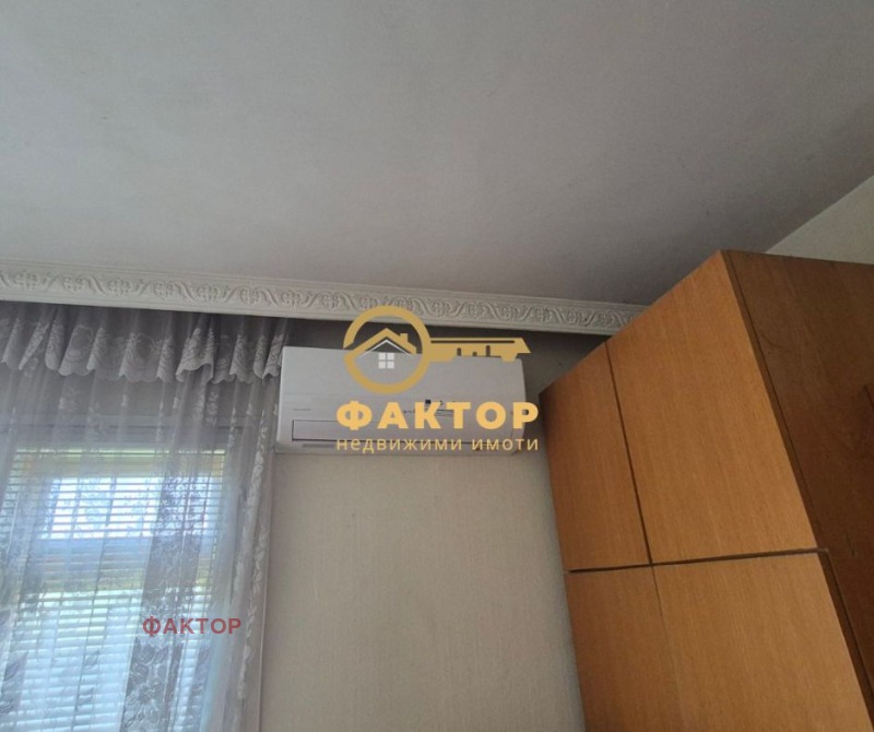 En venta  2 dormitorios Plovdiv , Jristo Smirnenski , 85 metros cuadrados | 60626365 - imagen [5]