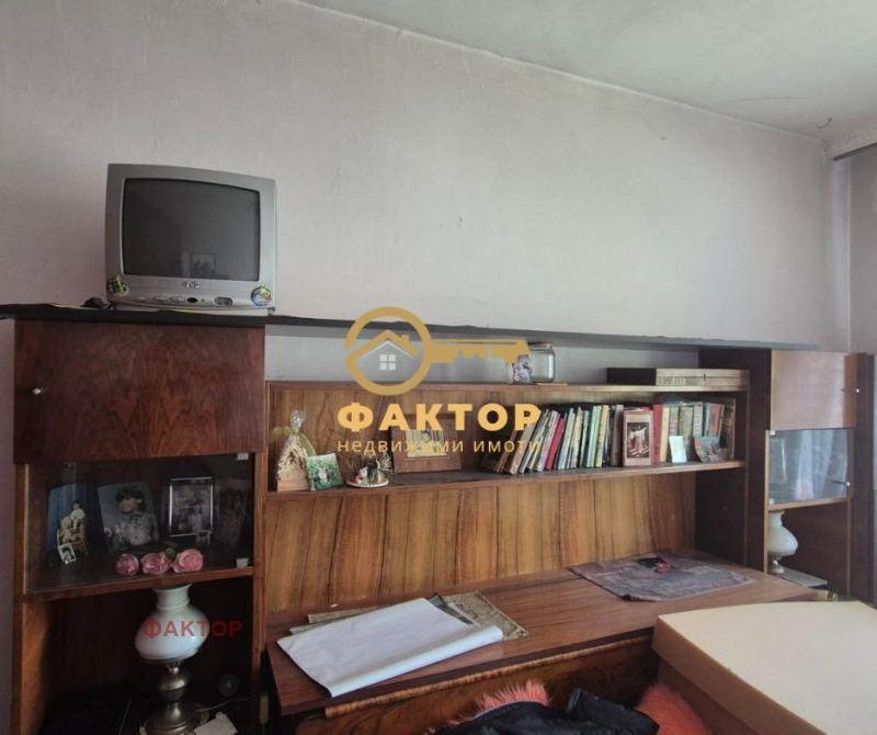 En venta  2 dormitorios Plovdiv , Jristo Smirnenski , 85 metros cuadrados | 60626365 - imagen [3]