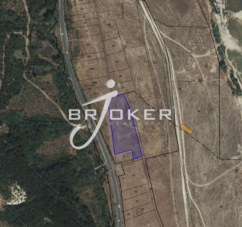 Продава ПАРЦЕЛ в област Кърджали, гр. Момчилград - 7580 кв.м / 69 999 € » 136 906.14 лв., БРОКЕР ЖОКЕР