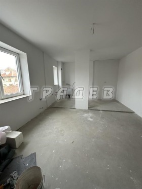 2 bedroom Hashove, Ruse 2