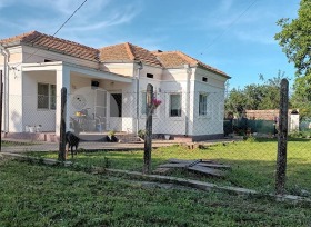 Продажба на къщи в област Добрич - изображение 14 
