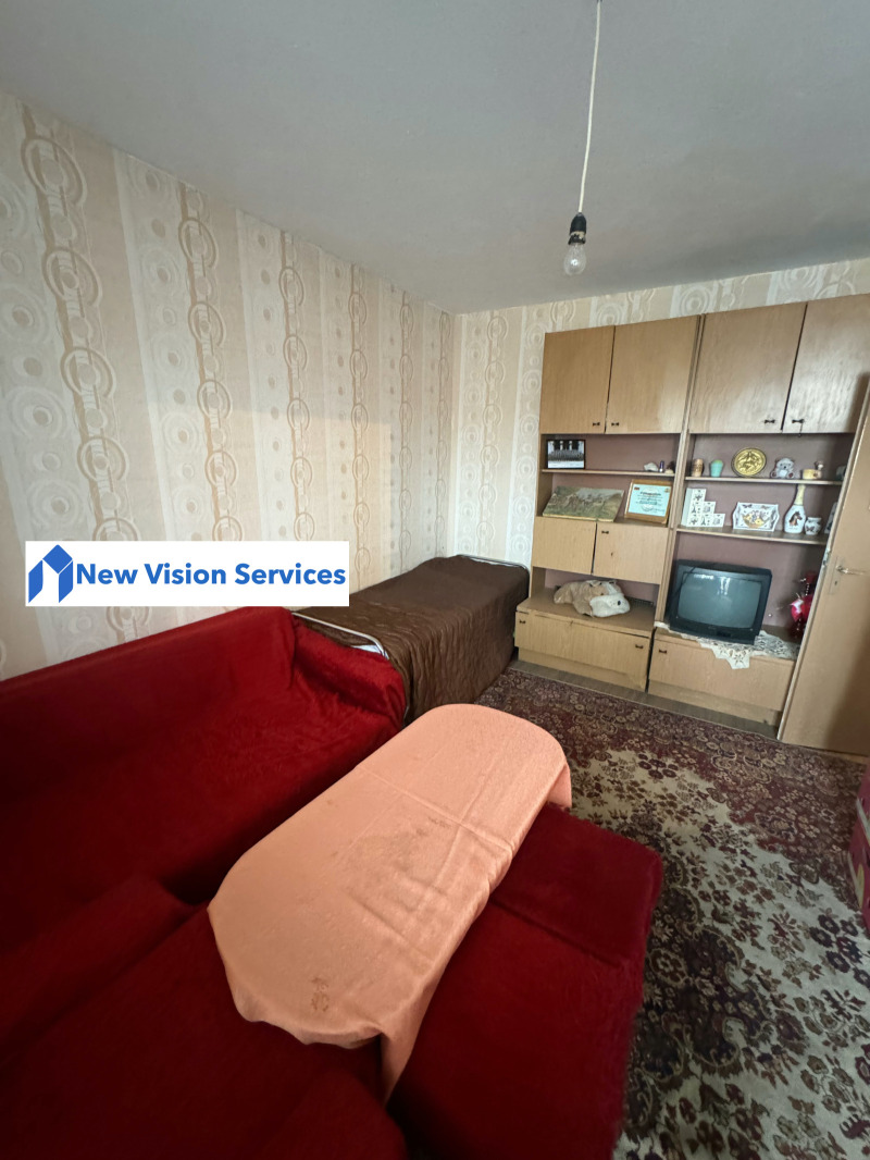 De vânzare  1 dormitor Plovdiv , Izgrev , 46 mp | 79673302