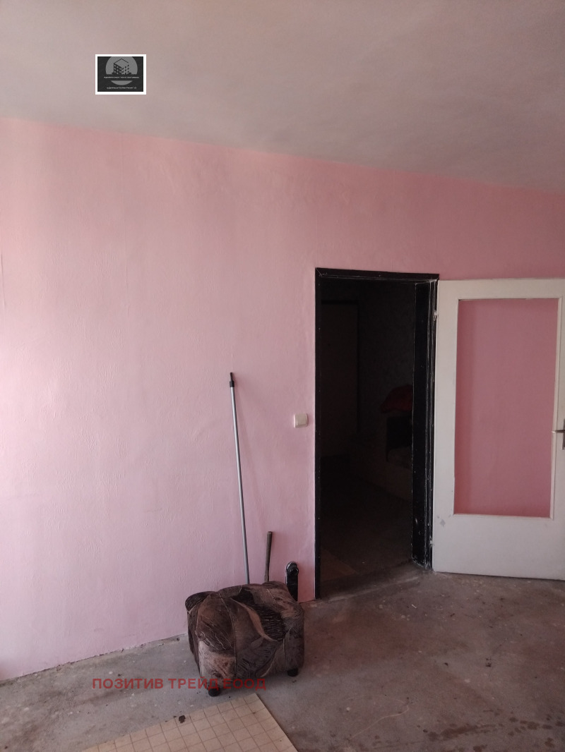 Продава 2-СТАЕН, гр. Дупница, област Кюстендил