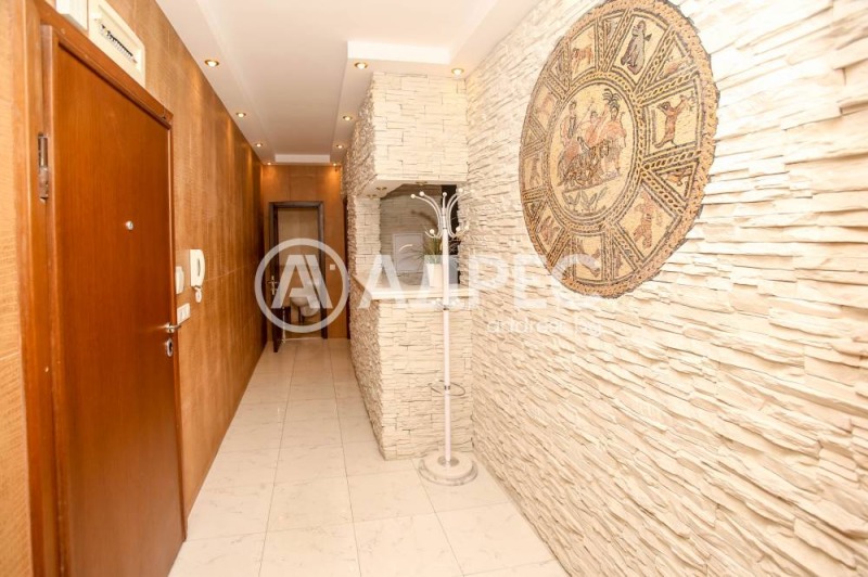 Продается  2 спальни София , Студентски град , 152 кв.м | 52679380 - изображение [15]