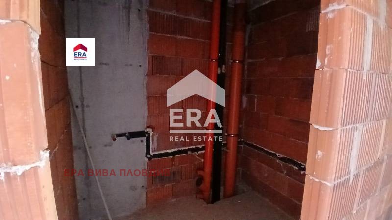 Eladó  2 hálószobás Plovdiv , Gagarin , 124 négyzetméter | 63606894 - kép [4]