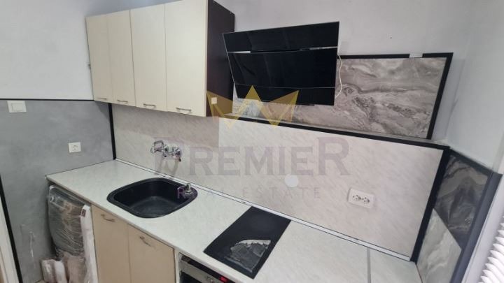 Продава 3-СТАЕН, гр. Русе, Възраждане, снимка 3 - Апартаменти - 53030784