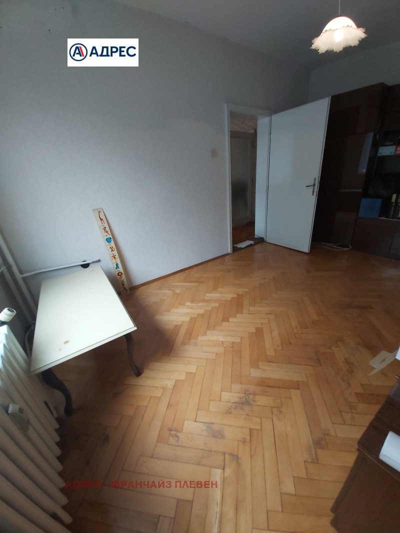 Продава 3-СТАЕН, гр. Плевен, Сторгозия, снимка 4 - Апартаменти - 52821387