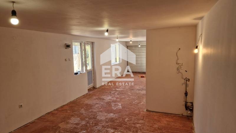 In vendita  Ufficio Varna , Briz , 42 mq | 54023955 - Immagine [8]