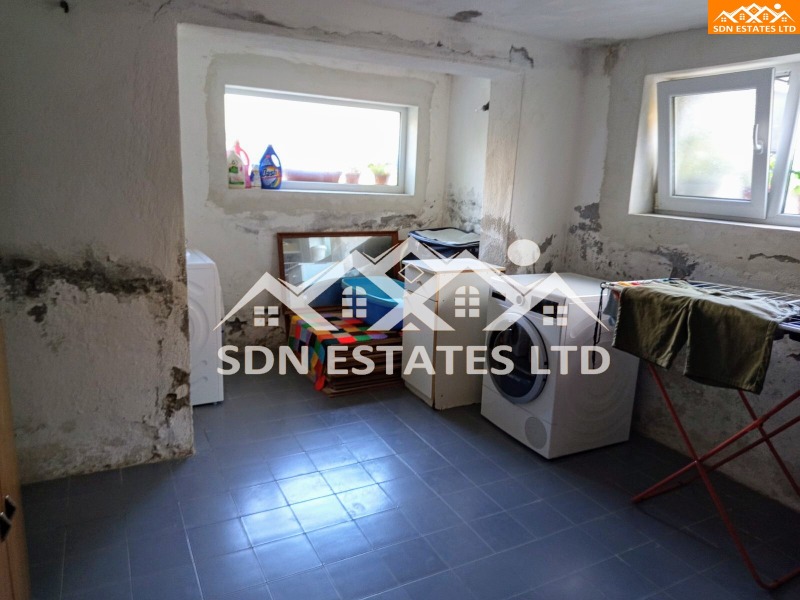 Продава  Етаж от къща област Стара Загора , гр. Казанлък , 95 кв.м | 33283588 - изображение [12]