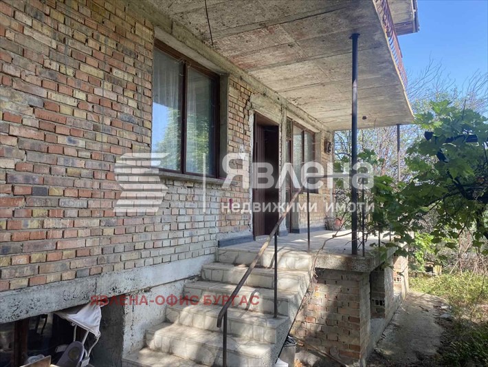 Продава  Къща област Бургас , с. Александрово , 198 кв.м | 59433085 - изображение [2]