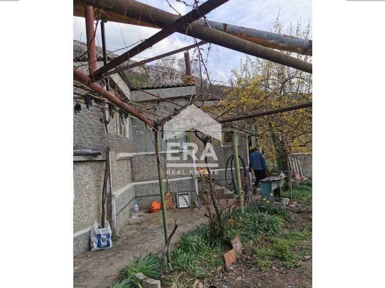 Продава КЪЩА, гр. Провадия, област Варна, снимка 6 - Къщи - 49254089