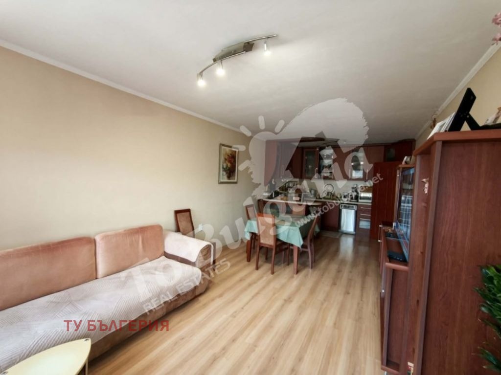 Продава 2-СТАЕН, гр. Велико Търново, Център, снимка 3 - Апартаменти - 55440697
