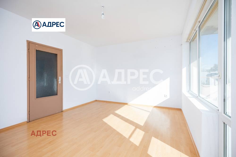 Продава МНОГОСТАЕН, гр. Варна, Победа, снимка 2 - Апартаменти - 53901024