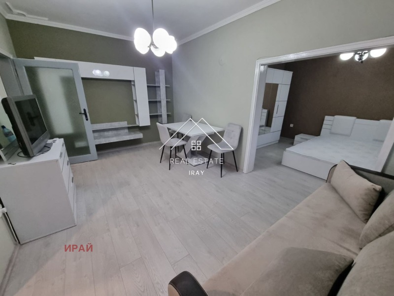 Продава 3-СТАЕН, гр. Стара Загора, Център, снимка 3 - Aпартаменти - 48932575