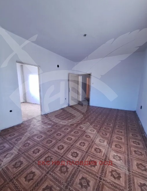 Продава 3-СТАЕН, гр. Пловдив, Южен, снимка 2 - Апартаменти - 54235064