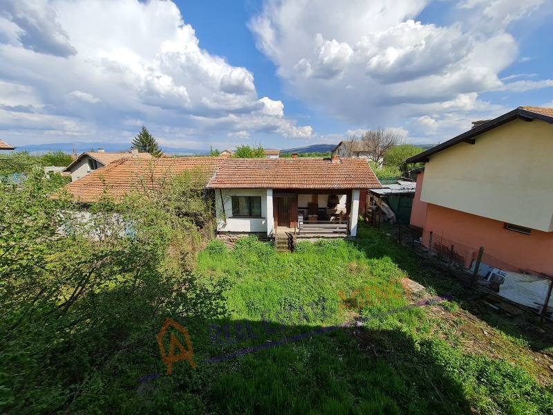 Продава  Къща област Перник , с. Извор , 120 кв.м | 84802741 - изображение [2]