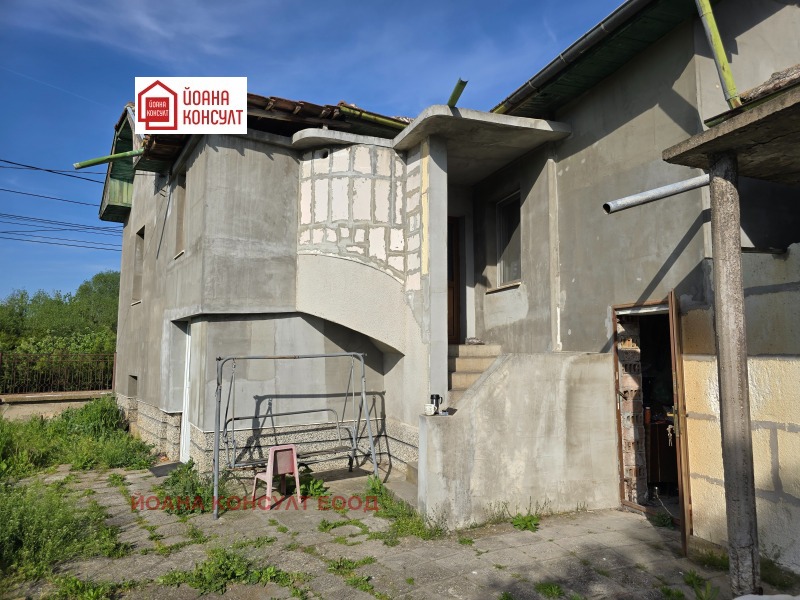 Продава КЪЩА в област Плевен, с. Ясен - 140 кв.м / 120 000 € » 234 699.60 лв., ЙОАНА КОНСУЛТ ЕООД