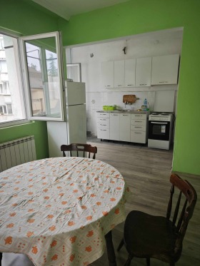 2 bedroom Idealen tsentar, Pleven 9