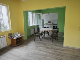 2 bedroom Idealen tsentar, Pleven 11