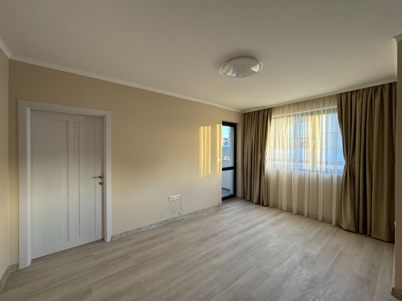 En venta  1 dormitorio Targovishte , Varosha , 66 metros cuadrados | 81365382 - imagen [2]