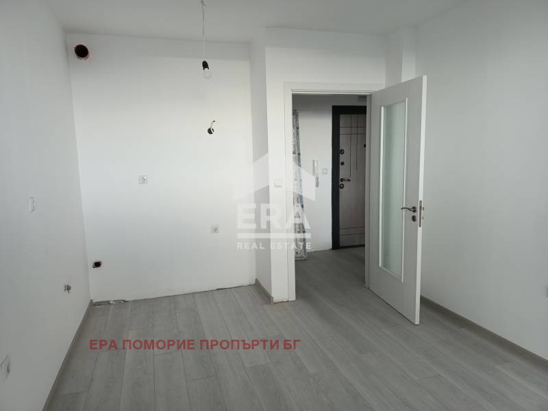 Продава 2-СТАЕН, гр. Поморие, област Бургас, снимка 5 - Апартаменти - 52808321