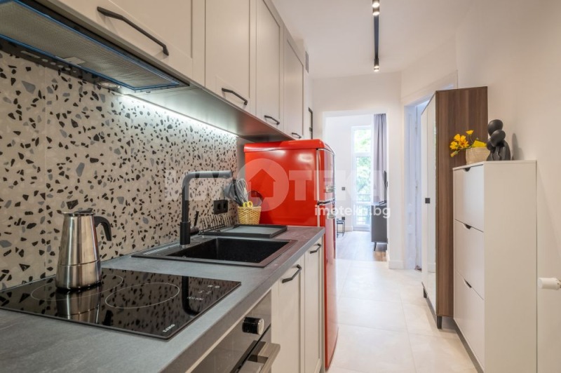 Продава 3-СТАЕН, гр. София, Център, снимка 11 - Апартаменти - 52928503