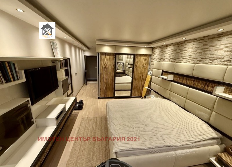 Продава  Многостаен град София , Студентски град , 155 кв.м | 55360494