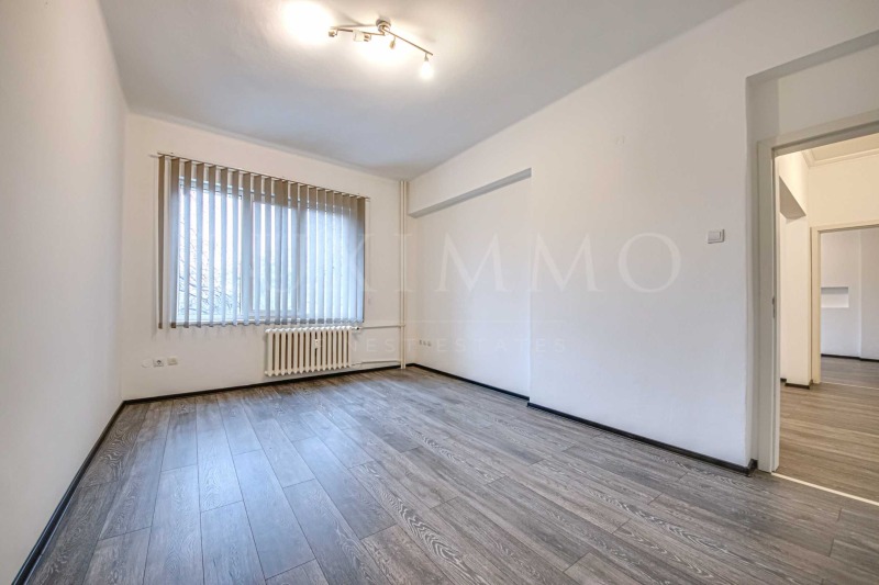 Продава ОФИС, гр. София, Център, снимка 11 - Офиси - 53030269