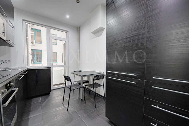 Продава ОФИС, гр. София, Център, снимка 15 - Офиси - 53030269