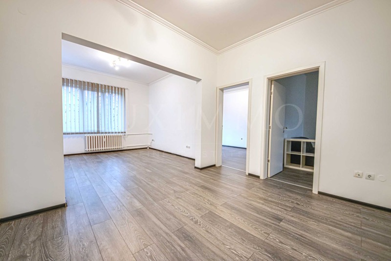 Продава ОФИС, гр. София, Център, снимка 3 - Офиси - 53030269