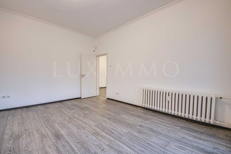 Продава ОФИС, гр. София, Център, снимка 9 - Офиси - 53030269