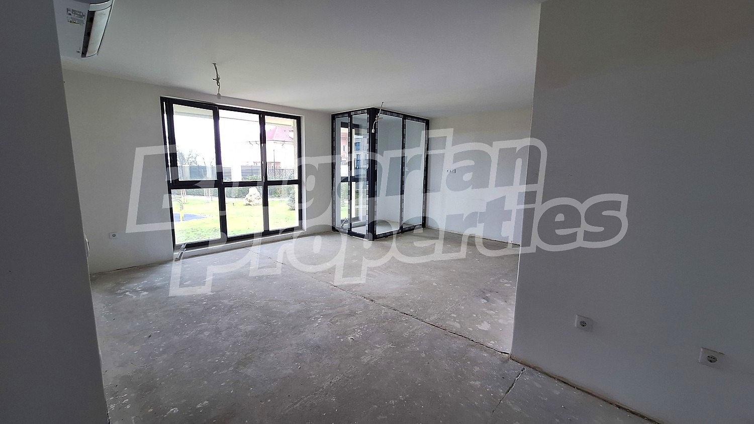 Продава 3-СТАЕН, гр. Варна, Свети Никола, снимка 2 - Апартаменти - 54105629