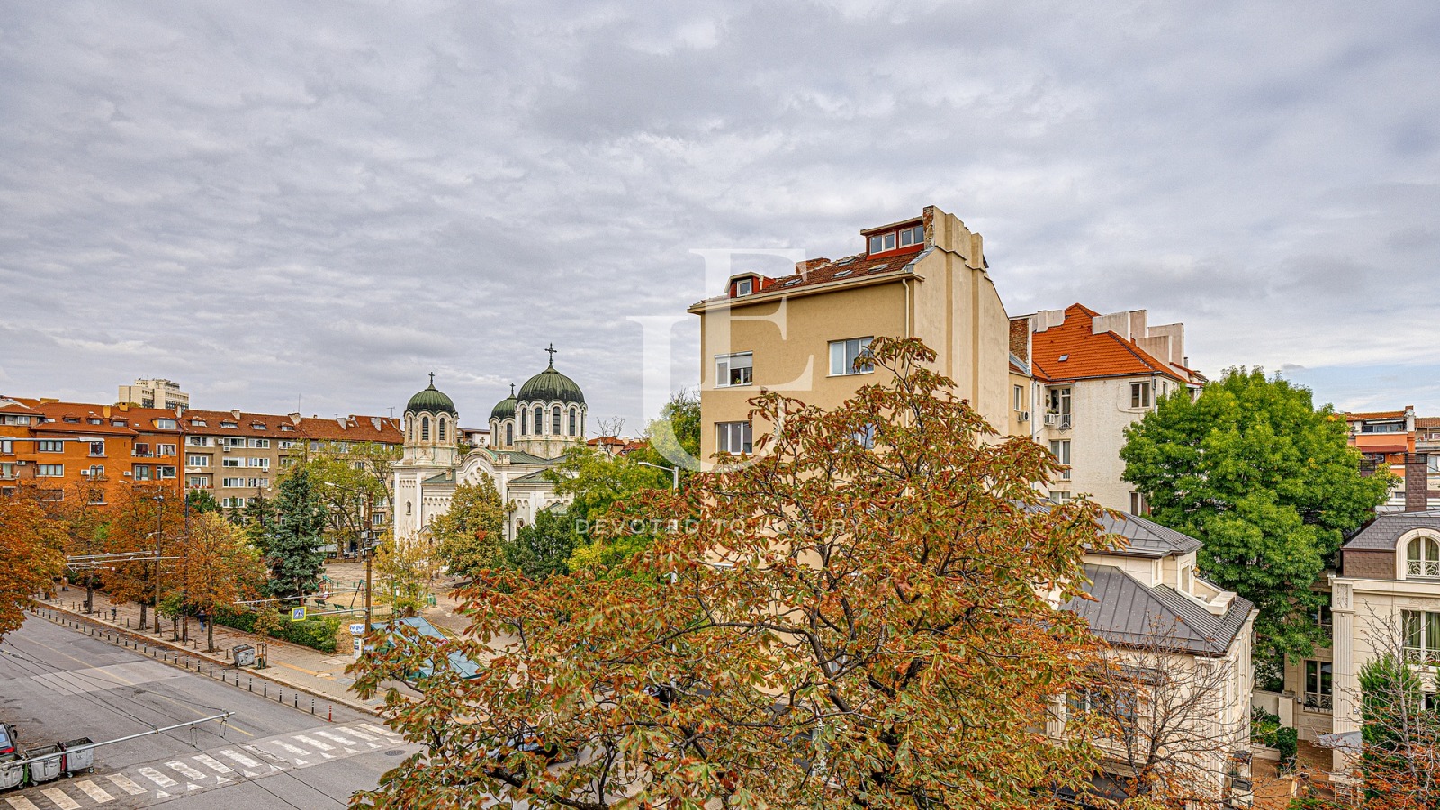 Продава 4-СТАЕН, гр. София, Център, снимка 14 - Апартаменти - 56540112